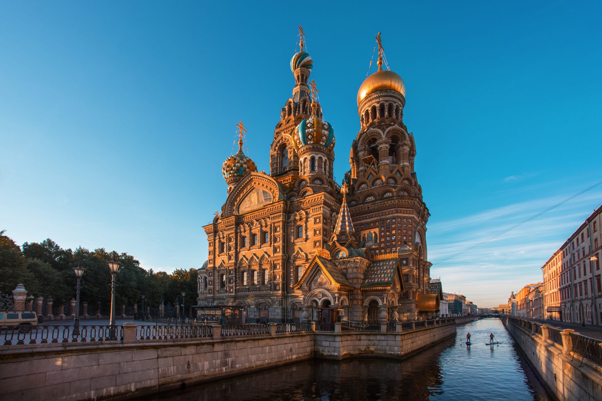 ロシア、サンクトペテルブルクにある「血の上の救世主教会」 @istock