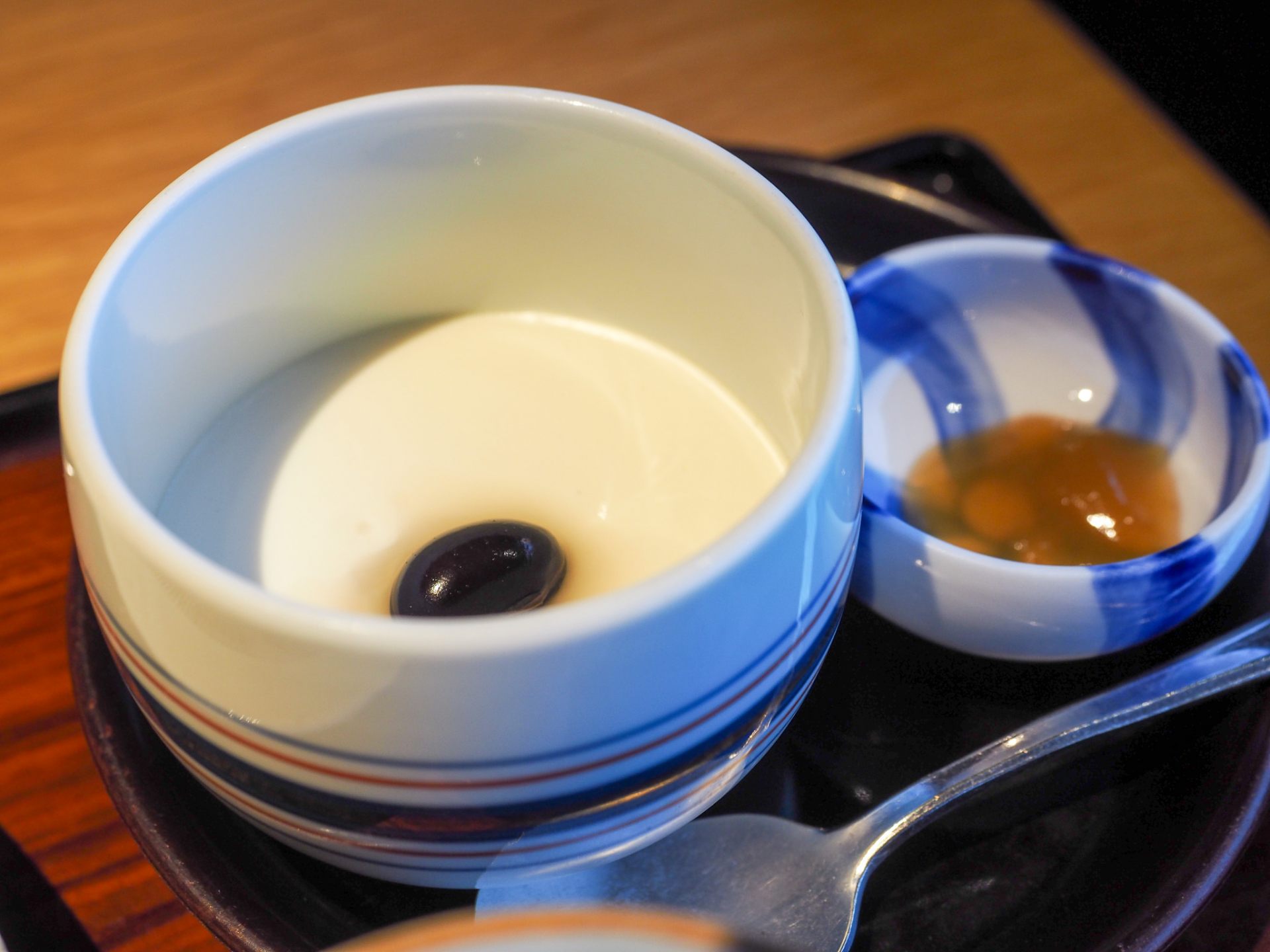 Soy milk tofu with mascarpone and jam of white grapes from Furano