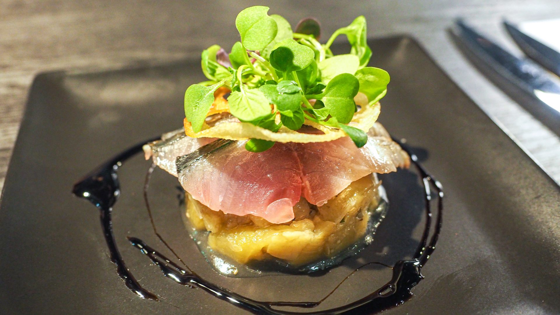 アンティパスト「鯖と焼き茄子のタルタル仕立て」|Appetizer "Marinated mackerel with eggplant steak tartar"