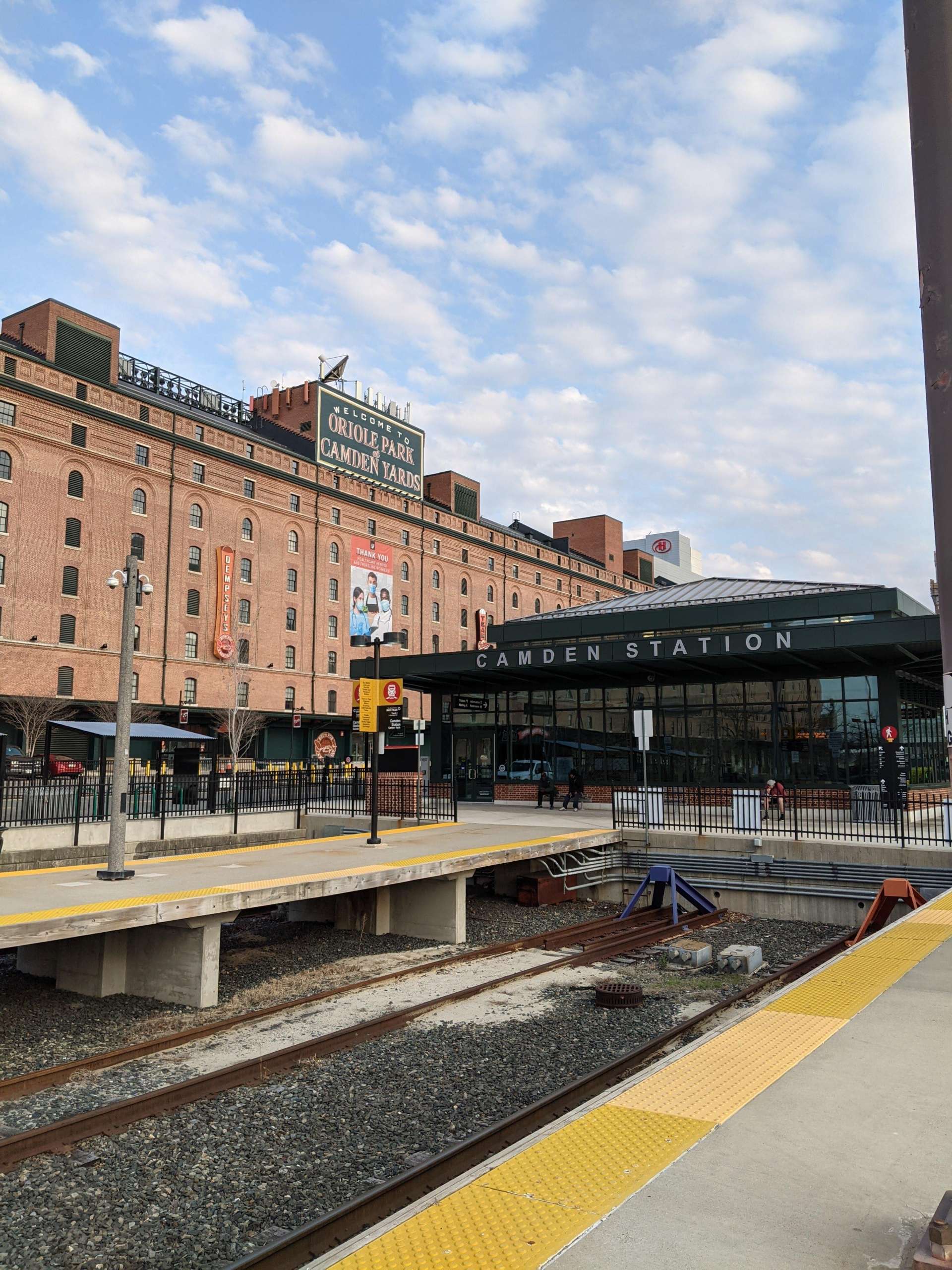 カムデン・ラインのボルチモア側の始発駅：カムデン駅