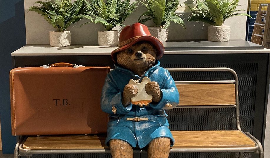 パディントン駅でお茶するなら、可愛い「パディントン・カフェ」へ！ 地球の歩き方