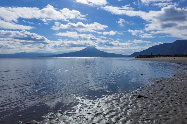 二人のエキスパートに学び、知り、感じる、桜島と錦江湾の魅力