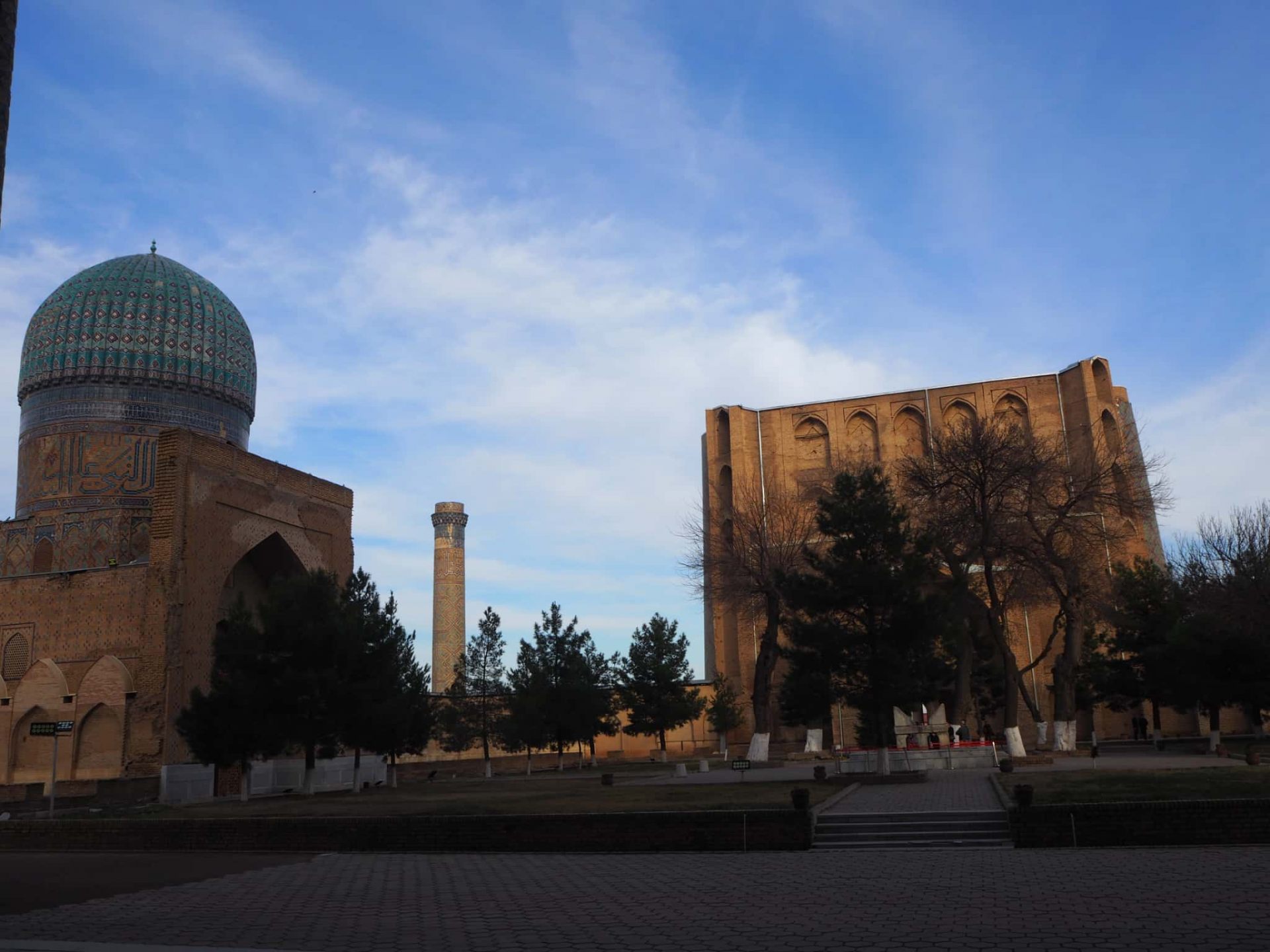 ビビハニム・モスク　中庭