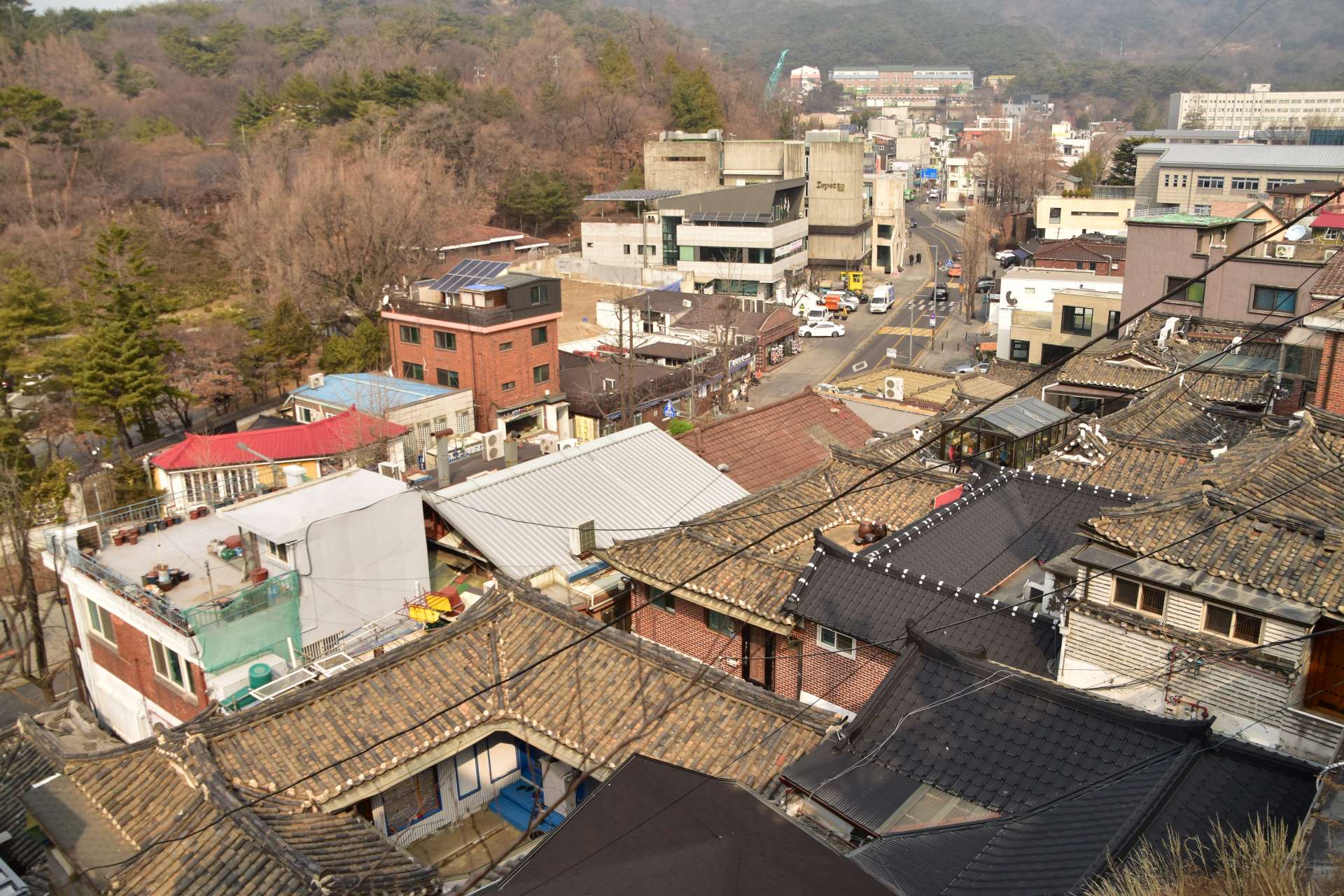 坂の上から見た北村韓屋村