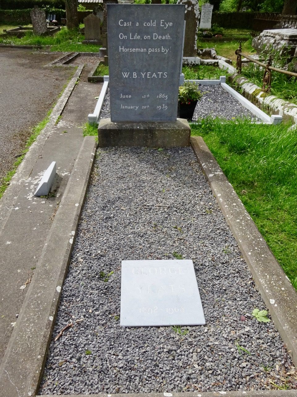 イェイツの墓