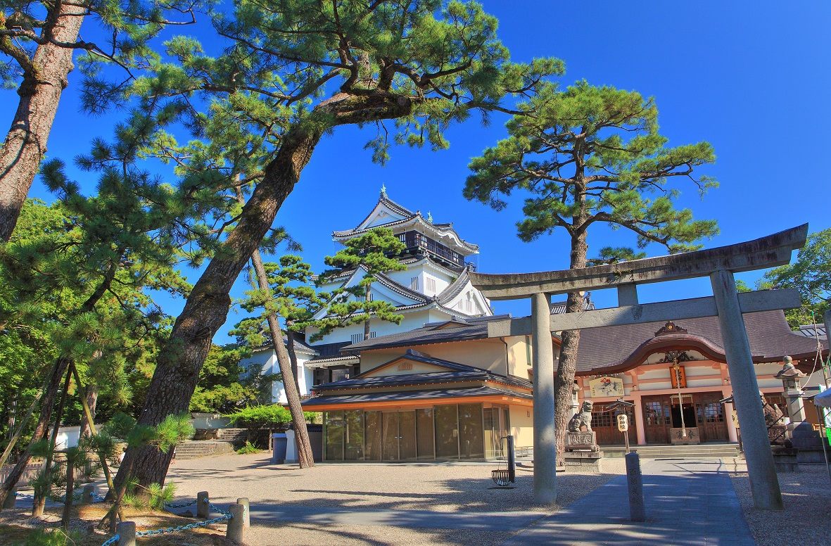 徳川家康の出生地・岡崎城（現在の天守は復興されたもの）
