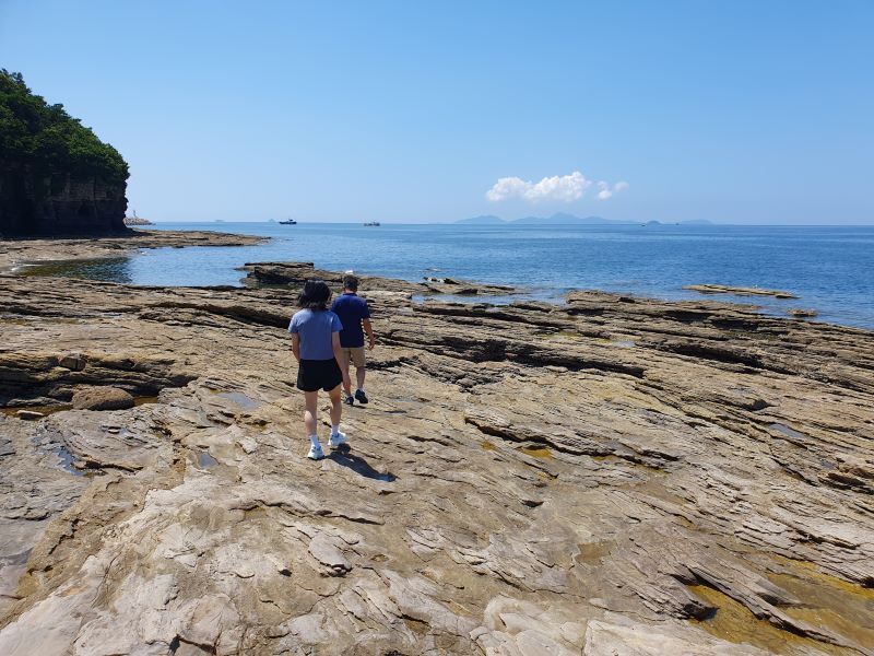 海の水辺まで行くことができます