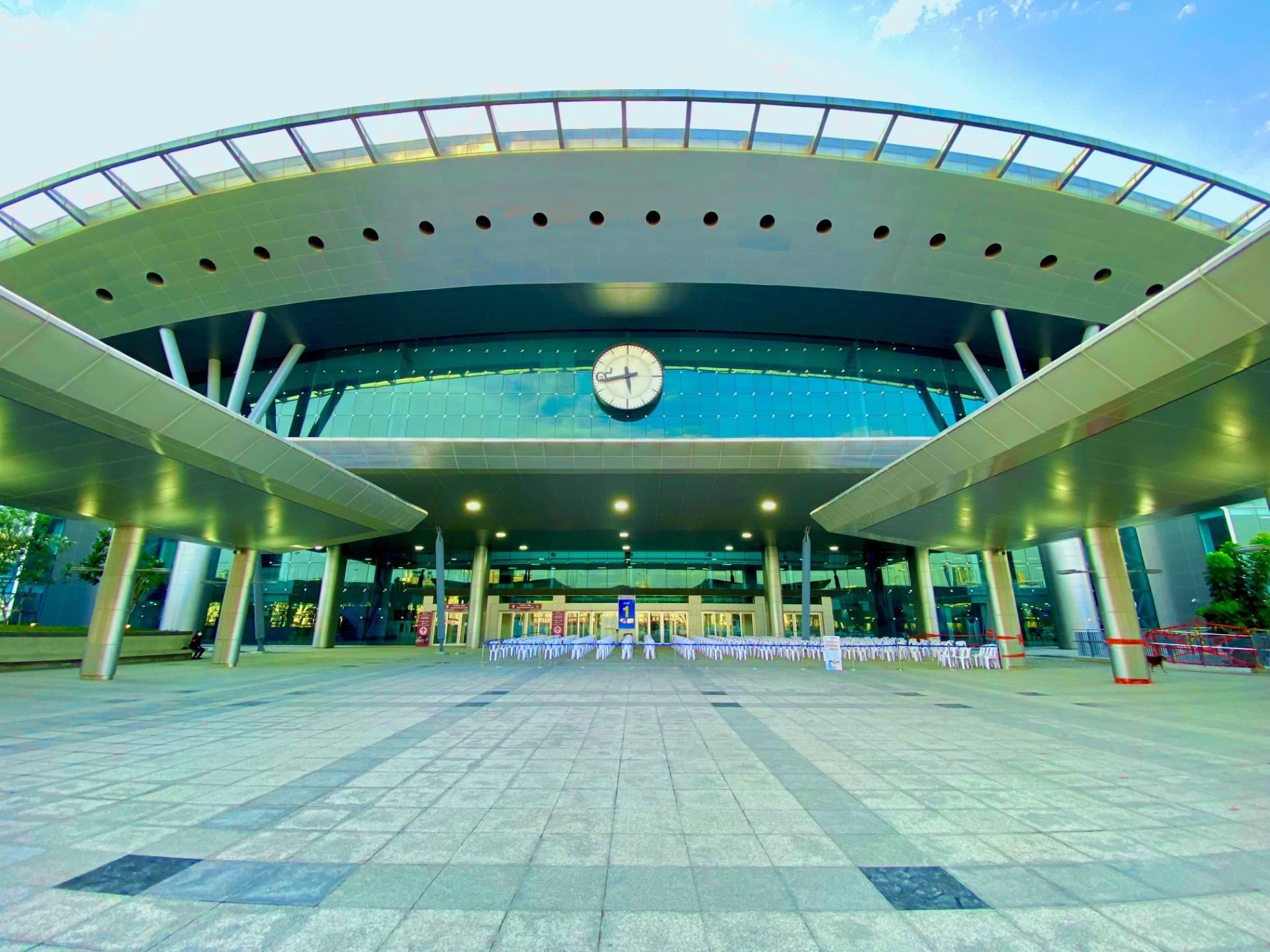 クルンテープ・アピワット中央駅　駅舎