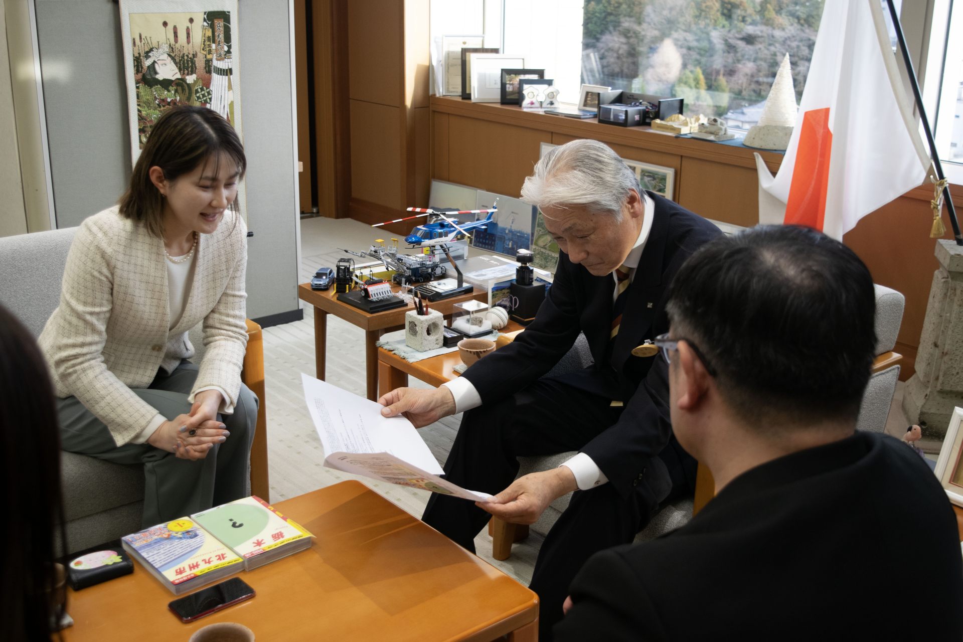 福田知事に『地球の歩き方 栃木』の企画内容をご説明しました