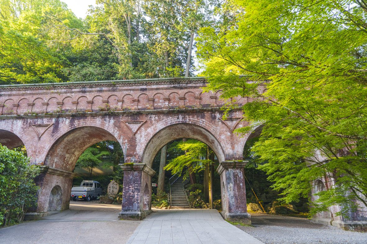 南禅寺境内の人気スポット・水路閣は早朝に訪れるのが◎