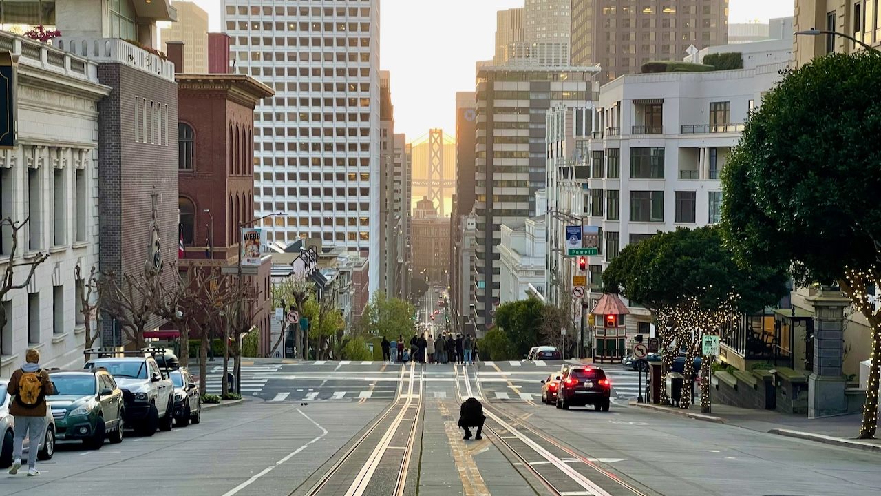 カリフォルニアSt沿い。ノブヒルからチャイナタウン