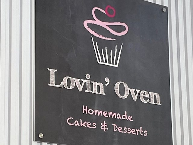 店舗名は、Lovin' Oven