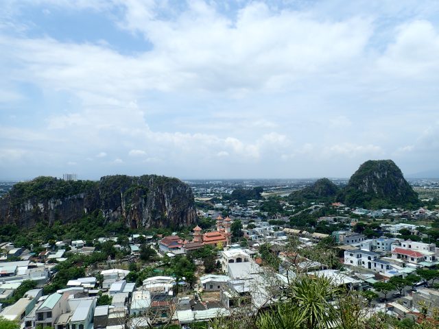 【ベトナム】ダナンのパワースポット、五行山に登ってみました。