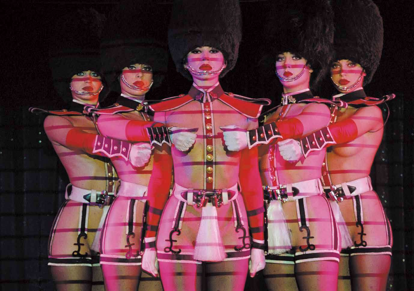 クレイジー・ホース 見どころ、交通 & 周辺情報 地球の歩き方