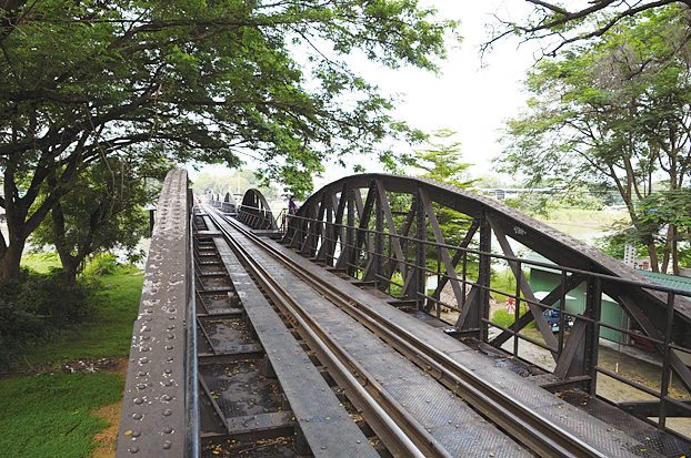 クウェー川鉄橋