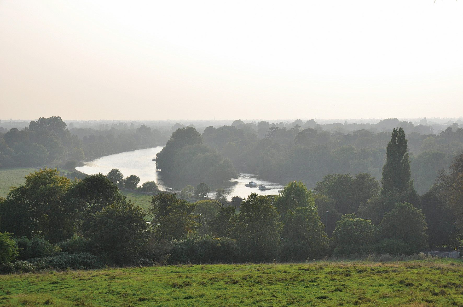 リッチモンド・パーク 見どころ、交通 & 周辺情報 地球の歩き方