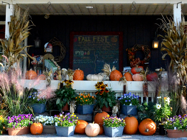 Decoration of Browns Market