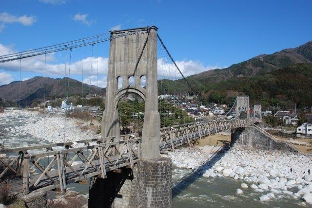 日本最大級の木橋吊橋【桃介橋】