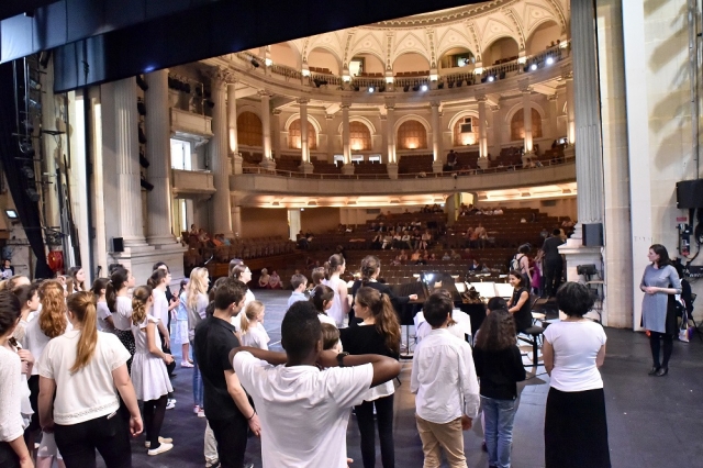 Tous à l’Opéra!インペリアル劇場 ©Richard Dugovic