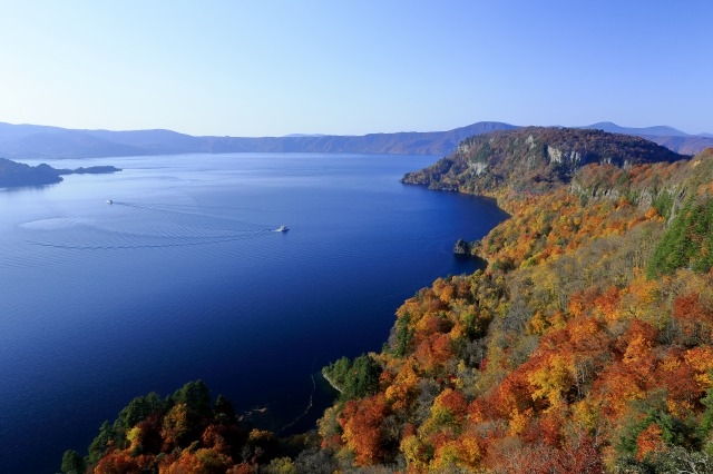 十和田湖の紅葉