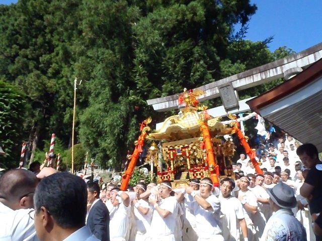 山田八幡宮のお神輿