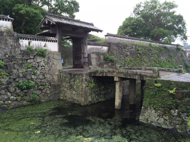 街中に石垣が残る「石田城」国内で最後に築城…つまり最も新しい城