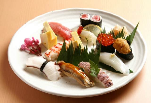 「山里日本料理レストラン」のにぎり寿司