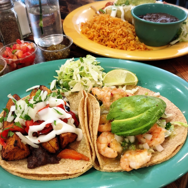 3．カジュアルなカリフォルニア風メキシコ料理「リトルチワワ」