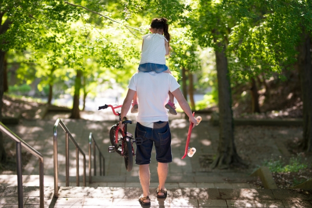 夏休みは家族サービスの大チャンス！ ©iStock