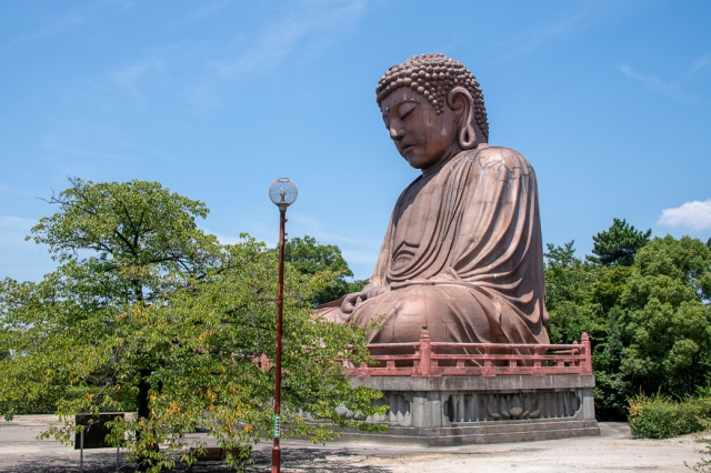 名古屋の実業家・山田才吉が造らせた現在も聚楽園に残る大仏