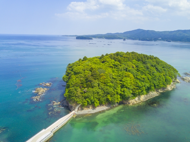 歩いて渡れる「荒島」