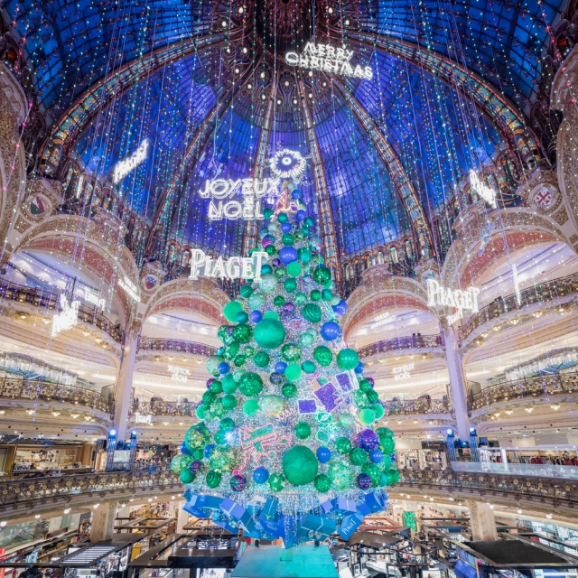 2018年ギャラリー・ラファイエットのクリスマス装飾開始（フランス