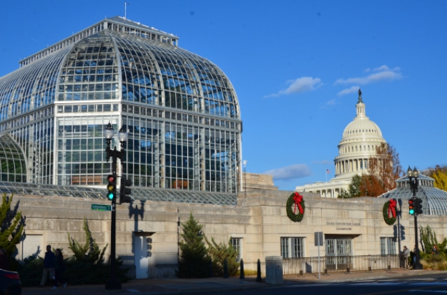 米国植物園と議会議事堂でもホリデー・イベント