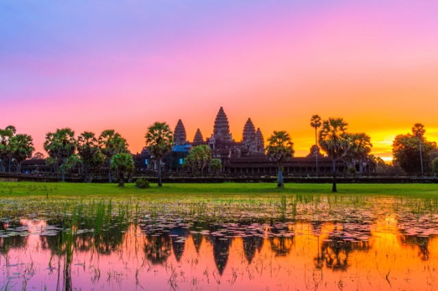 アンコール・ワットの夕景　©iStock