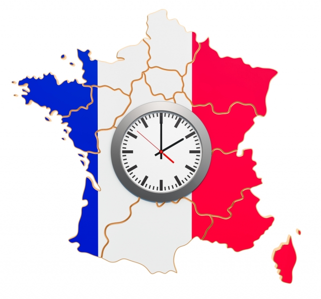 フランスの旅では、時差など「時間」に留意　©iStock