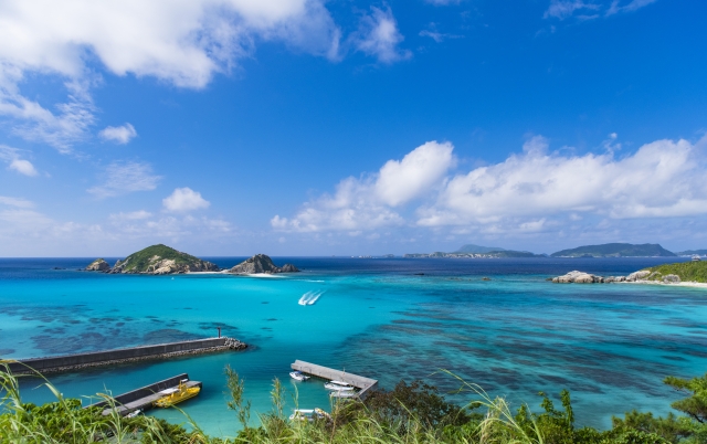 透明度の高い海が広がる