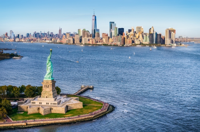 NY（ニューヨーク）のシンボル＝自由の女神の観光ガイド | 地球の歩き方
