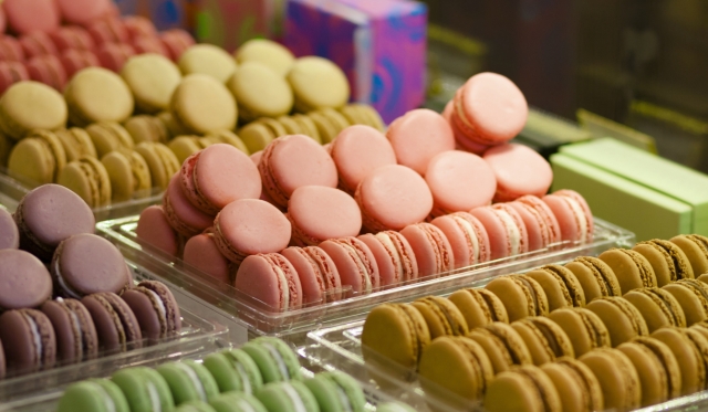 空港でも買えるマカロン ©iStock
