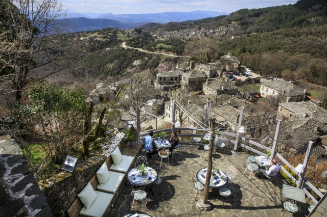 ギリシアの山岳地帯には隠れ家リゾートが多い