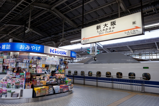 軽食やおつまみ、お酒もラインアップ