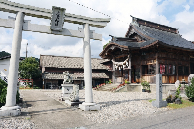 【光兎神社（岩船郡関川村）】縁起のよいウサギがいっぱい！