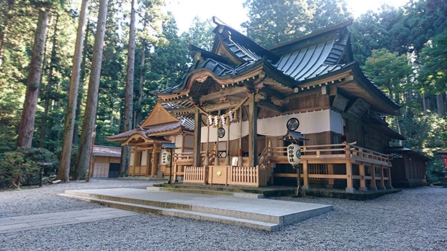 百八十八柱もの神様がすむとっておきの聖地「御岩神社」