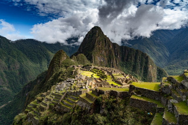 【神秘の古代遺跡】インカ帝国の祭祀が執り行われた天空都市「マチュ・ピチュ」（ペルー）