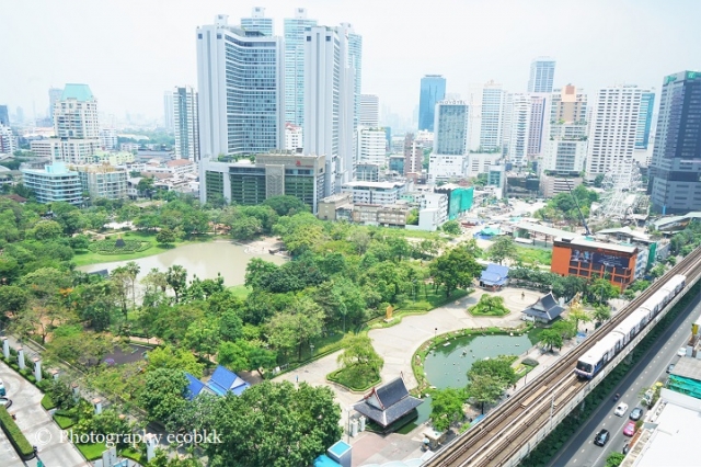 スクンビット地区にあるベンチャシリ公園