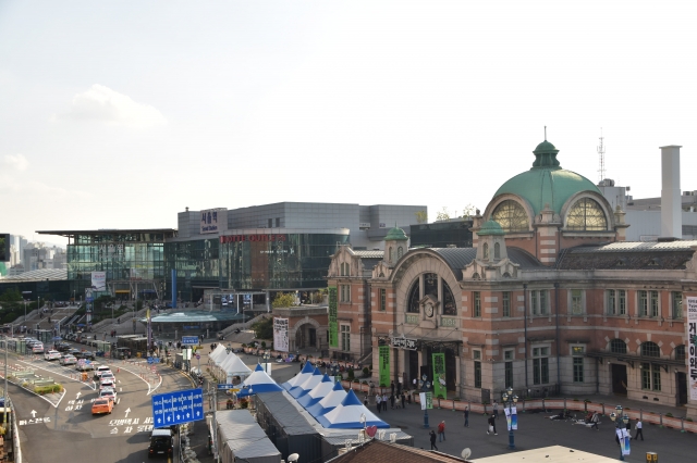 旅の玄関口のソウル駅と旧ソウル駅