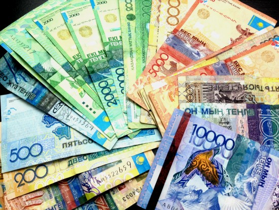 カザフスタンの通貨事情 キュートな図柄はお土産に☆ | 地球の歩き方