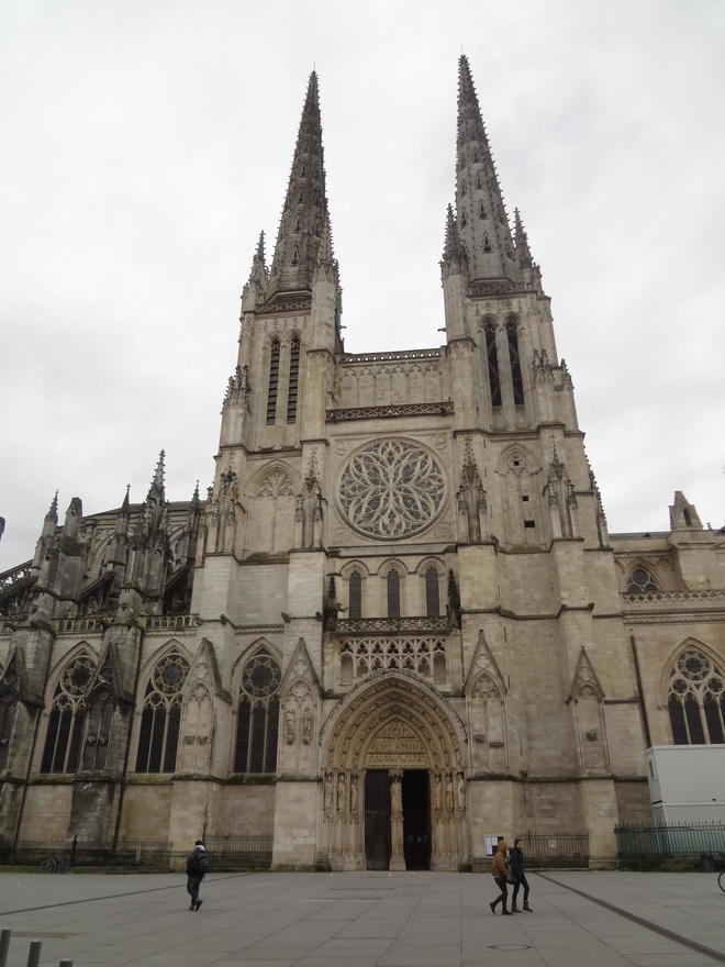 cathedrale saint andre.JPG