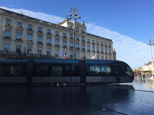 bordeaux tram