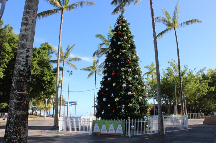 真夏のクリスマス 地球の歩き方