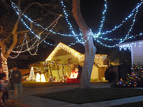 CalleMayor_xmaslights_2.jpg